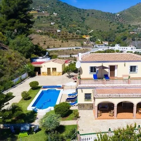 Villa Views - By Casitas Select *
